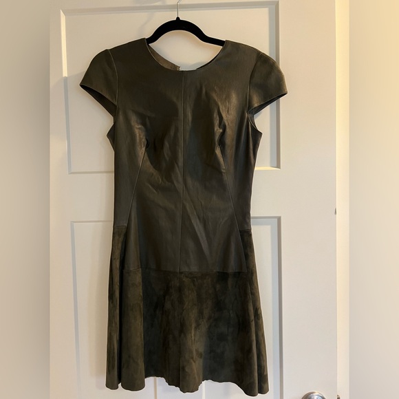 JITROIS lamb skin green leather mini dress size XS OR French 34